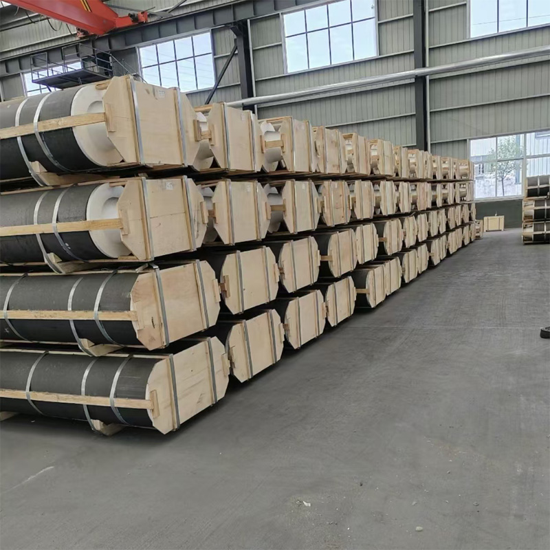 450mm ultra-high/high-power graphite electrodes, high density and low resistance, supplied directly from the manufacturer.