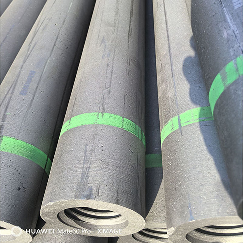 High-power graphite electrode anti-oxidation coating: high temperature resistance, wear protection, and extended electrode lifespan.