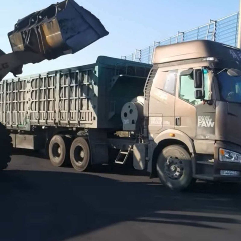 High-sulfur and low-sulfur petroleum coke, specifically for metallurgy and casting applications.  Directly supplied by the manufacturer, in stock and ready for immediate shipment