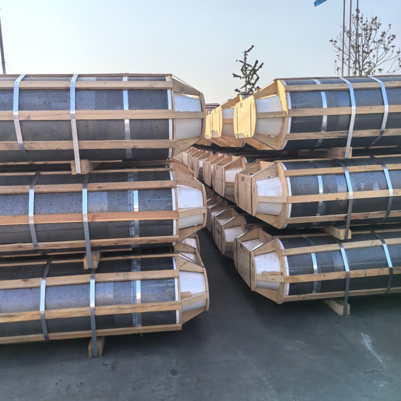 Metallurgical steelmaking ultra-high power graphite electrodes, high temperature resistant and impact resistant, direct supply from the manufacturer